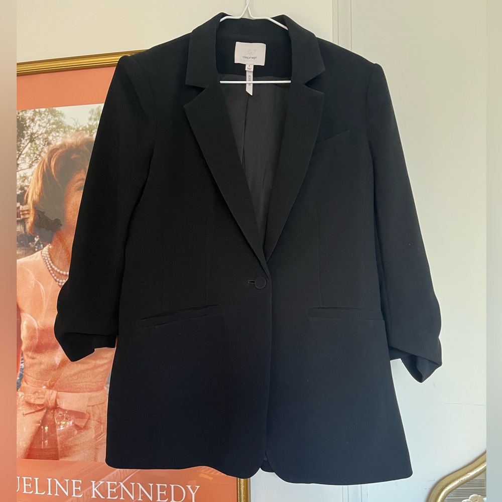 Cinq à Sept Khloe Black Blazer